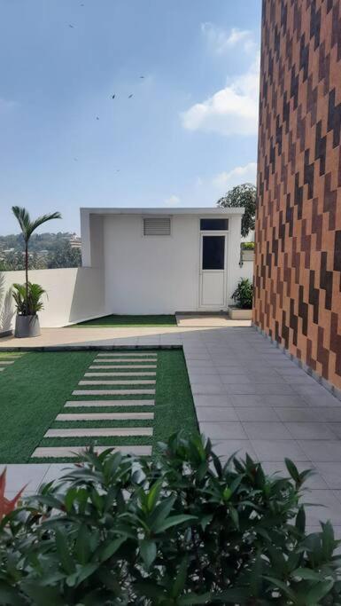 Gangothri Apartamento Thiruvananthapuram Exterior foto