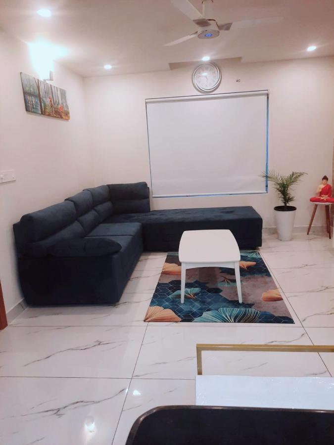 Gangothri Apartamento Thiruvananthapuram Exterior foto